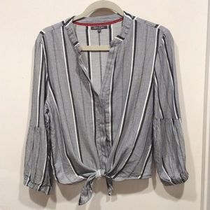 Michael Stars Cropped Gray Stripe Tie Front Band Collar Shirt Sz L-Casual Boho